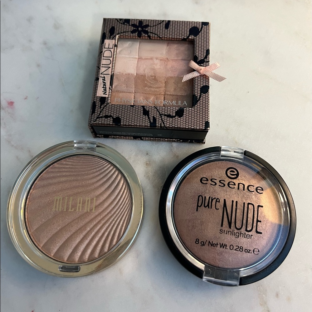 Set of highlighters